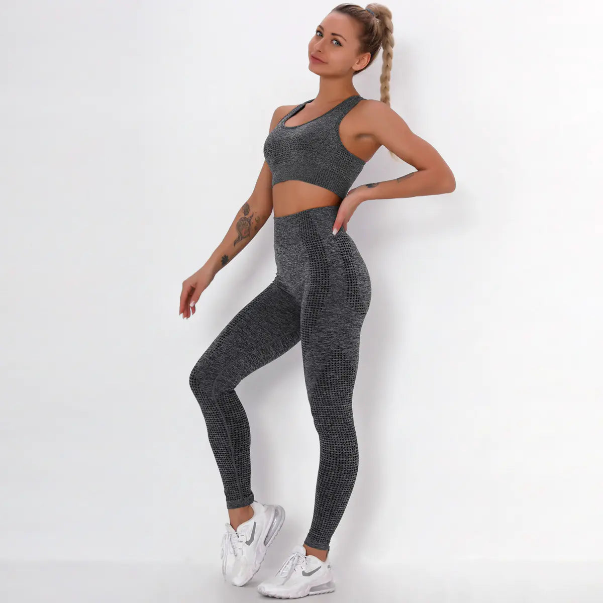 Seamless Yoga Fitness Set with Sports Bra